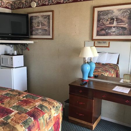 Skyliner Motel Stroud Εξωτερικό φωτογραφία