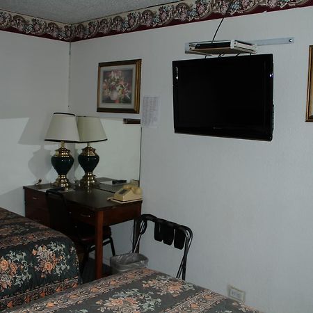 Skyliner Motel Stroud Εξωτερικό φωτογραφία