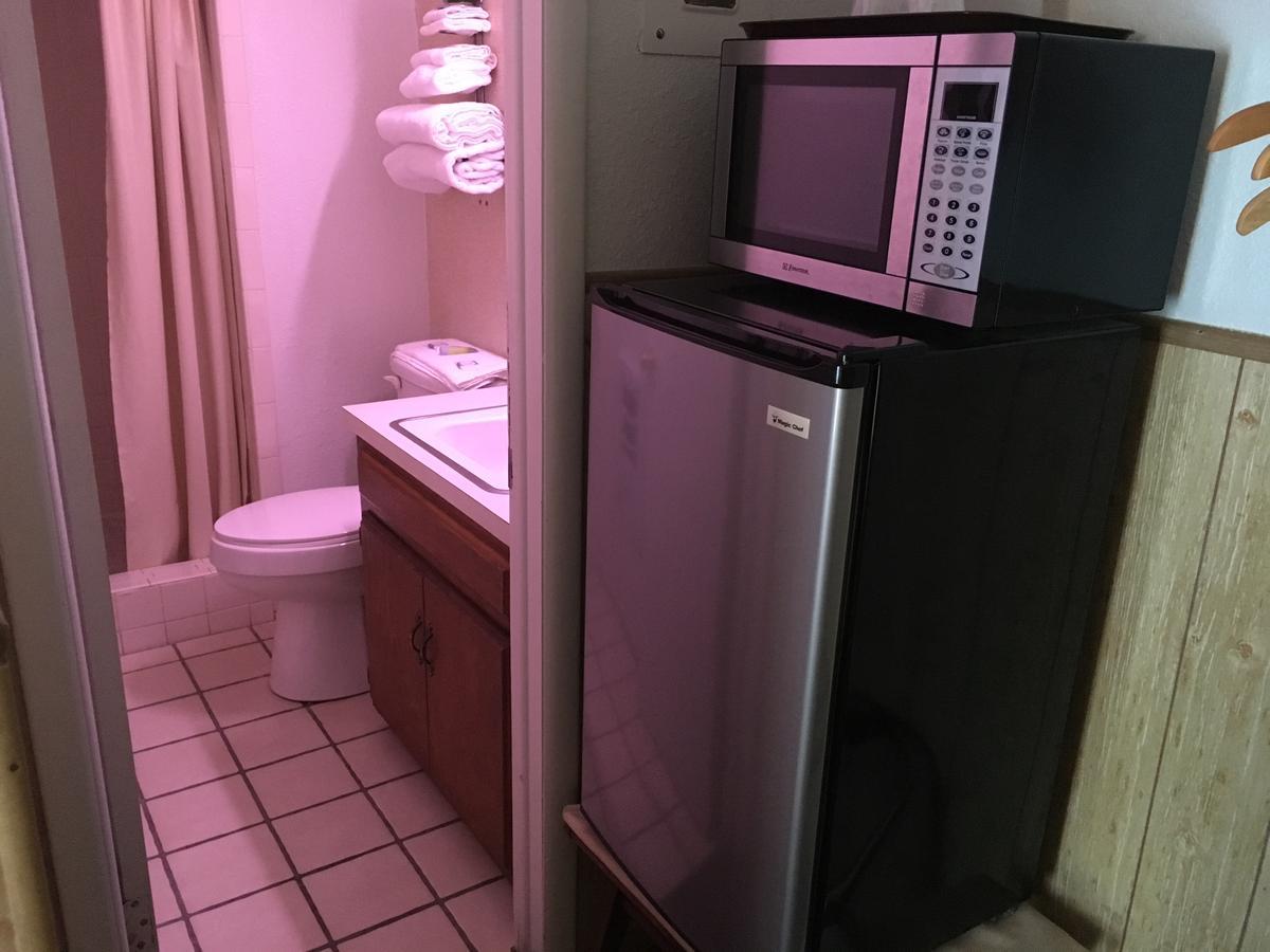 Skyliner Motel Stroud Εξωτερικό φωτογραφία