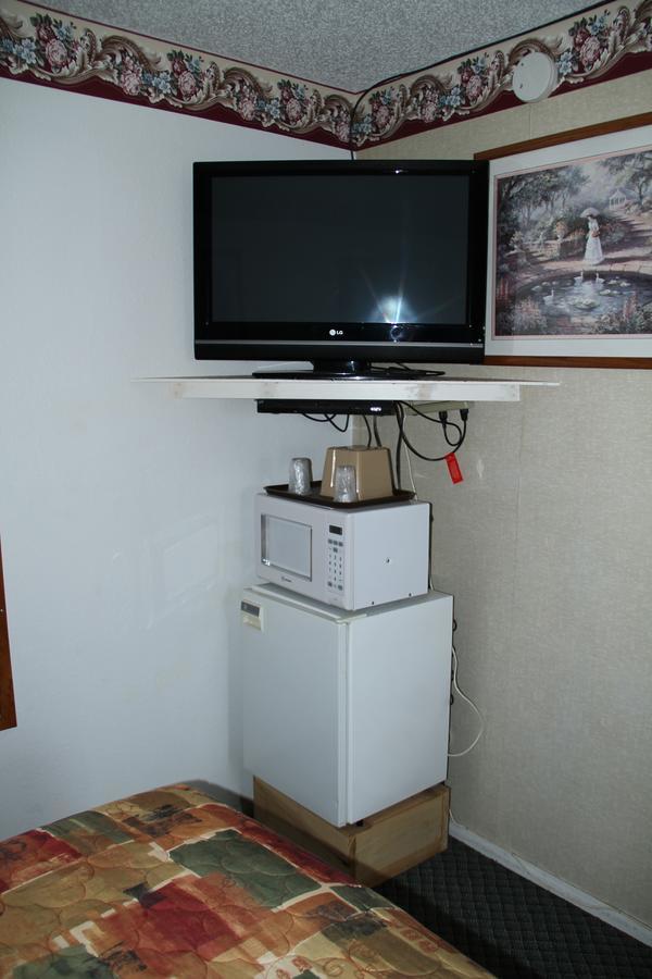 Skyliner Motel Stroud Εξωτερικό φωτογραφία